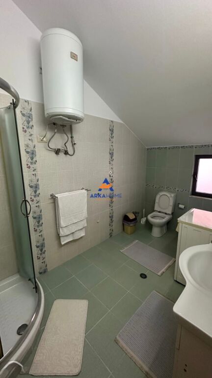 AFFITTASI APPARTAMENTO 3+1+POSTO AUTO "AL KRISTAL CENTER" 85000 LEKE