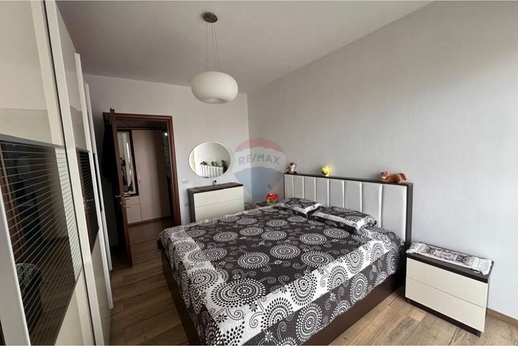 Apartament 3+1+2 per shitje,Fresk
