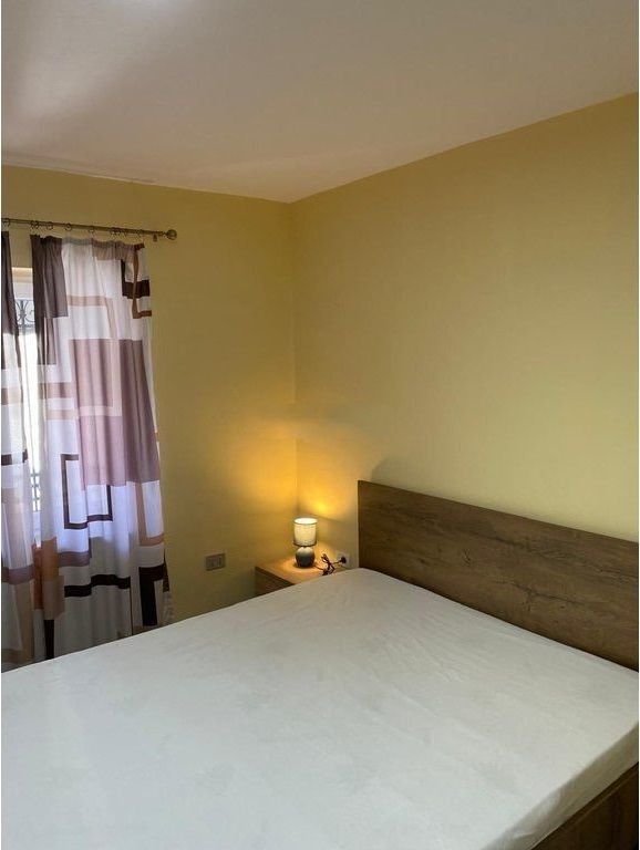 Apartament 1+1 me qira në zonën Tirana e Re, Tiranë – 600€/muaj