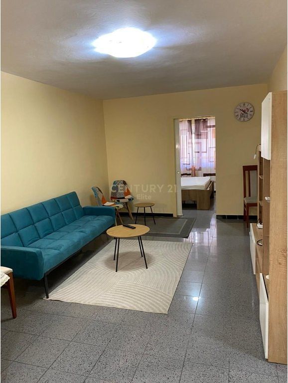 Apartament 1+1 me qira në zonën Tirana e Re