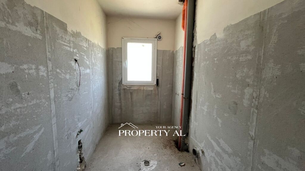 Apartament Per SHitje ne Uji te Ftohte Vlore