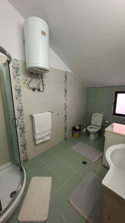 Apartament me qera - Kristal Center