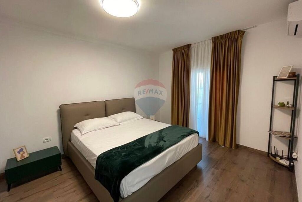 Appartamento 1+1+Balcone In Affitto a 21 Dhjetori ID: 530551001-341
