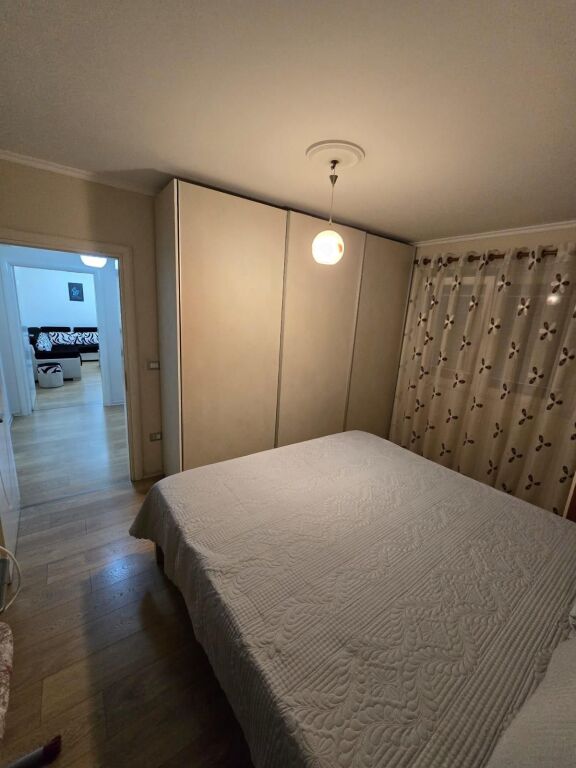 Apartament 1+1 me qera prane Vasil Shantos
