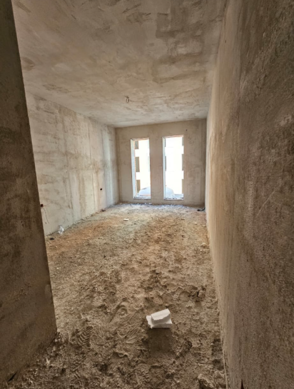 🏡 Shitet Apartament 2+1 – Ringside Residence, Paskuqan