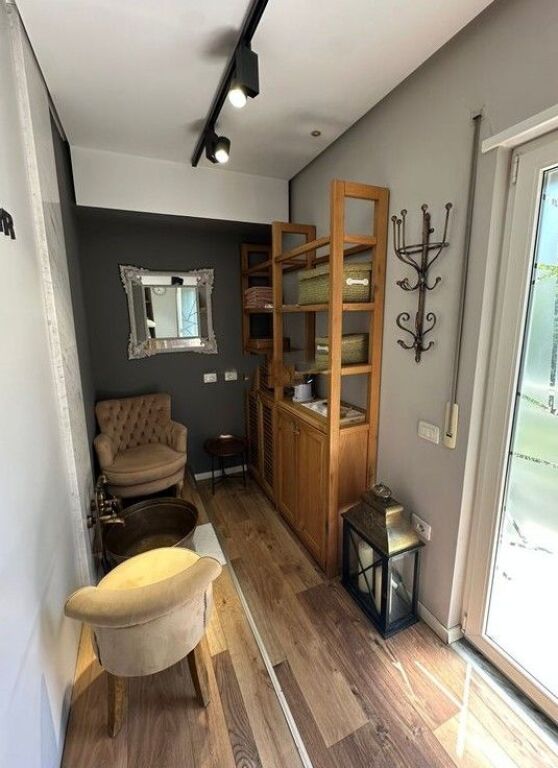 Don Bosko, Vizion Plus - Centro Estetico Moderno e Dettagliato di 100m2 in Affitto