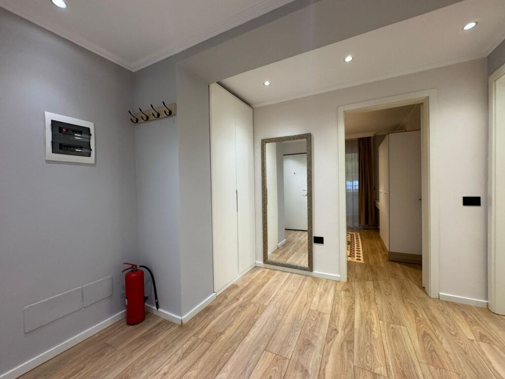 🏡 Apartament 2+1 në shitje – Pranë qendrës së Tiranës