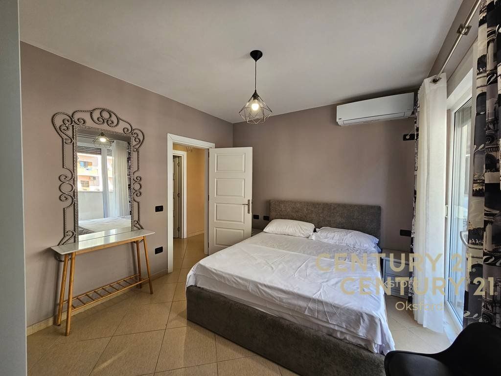 SHESIM DY APARTAMENTE 2+1+2 dhe 1+1 NE SHENGJIN 100 METRA LARG DETIT !