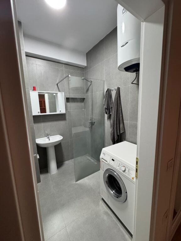 Jepet 1+1 me Qera ne Astir