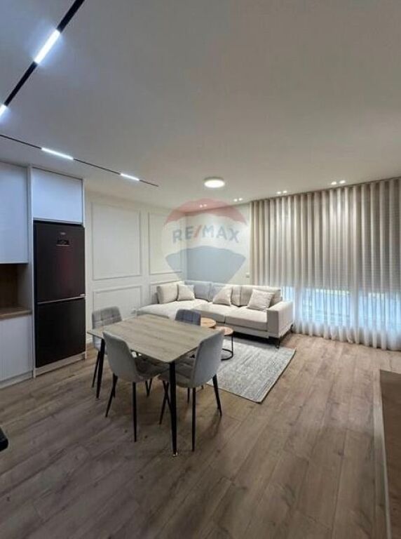 Apartament 1+1 per qira ,Bulevardi i Ri ID: 530601002-359