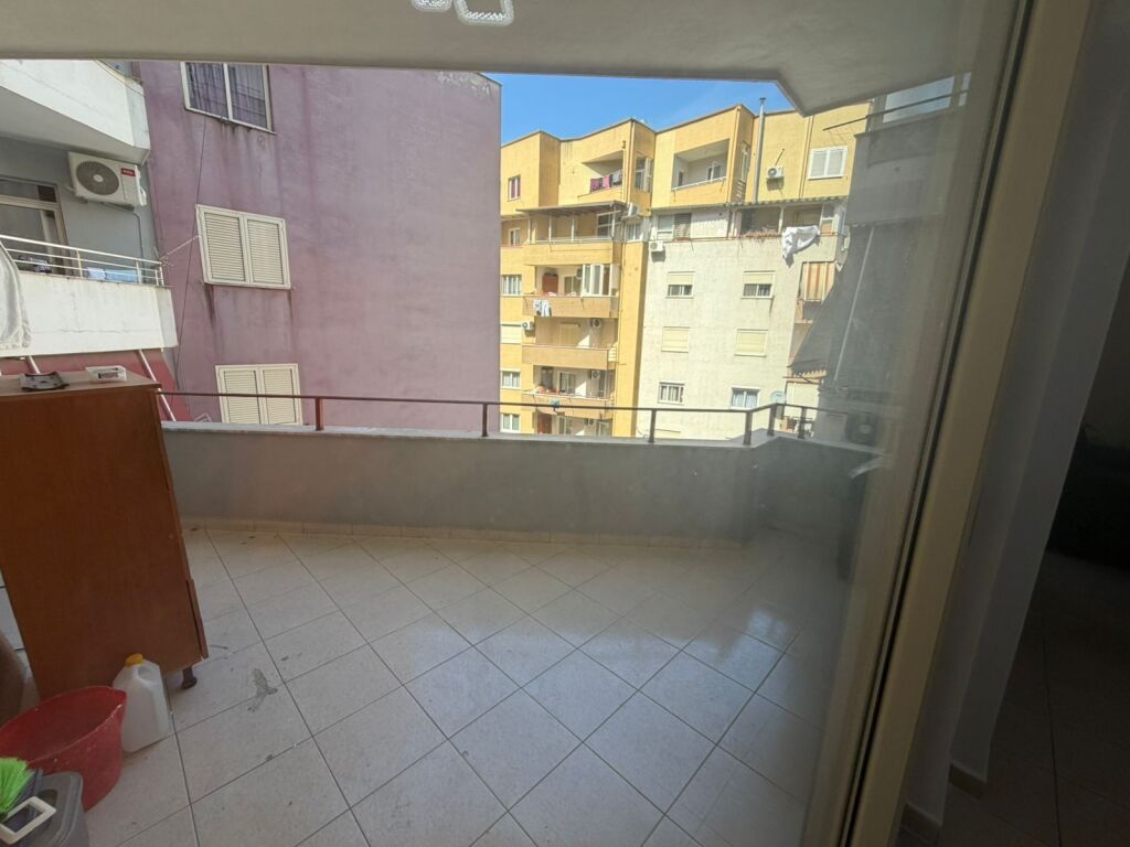 In affitto 3+1 Fresku Spar Market 450€