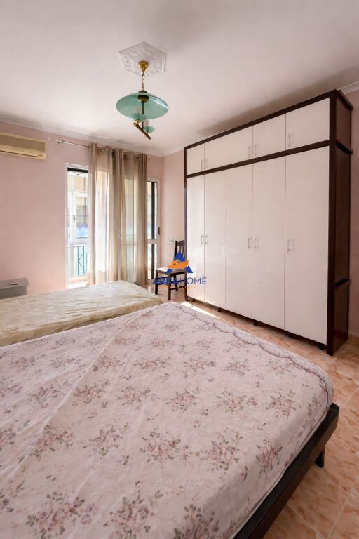 JEPET APARTAMENT ME QERA 1+1+BALLKON "VASIL SHANTO" 500 EURO