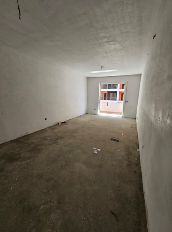 🏡 Shitet Apartament 1+1 – Paskuqan