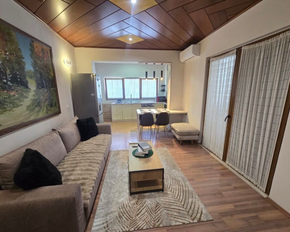 1+1/Qera📍Perballe Delijorgjit 📌55 000 lek