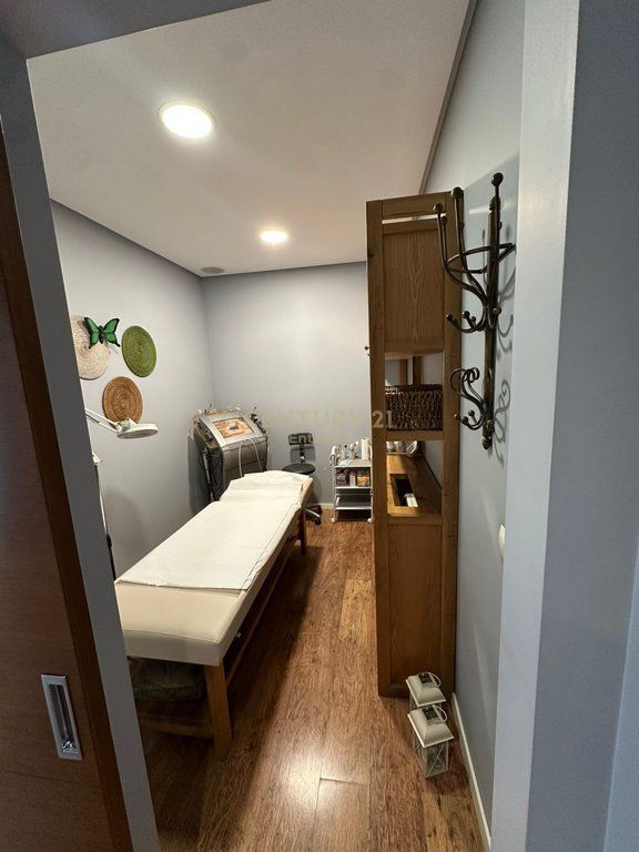 Don Bosko, Vizion Plus - Jepet Qender Estetike Me Arredim Modern Dhe i Detajuar 100m2