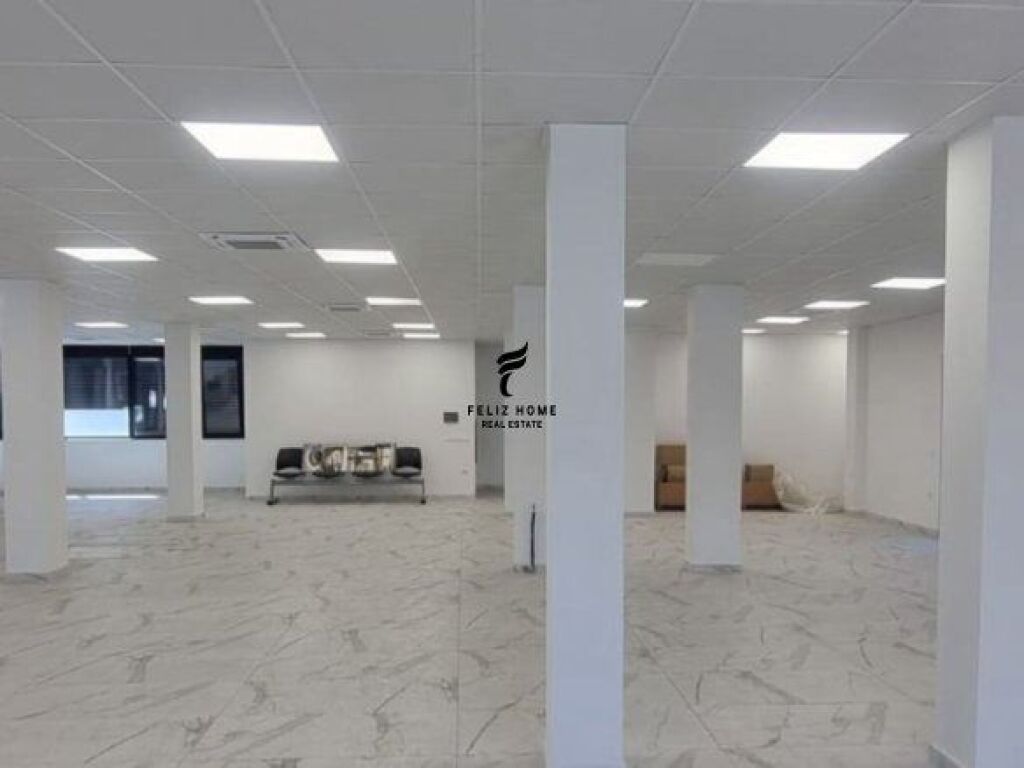 ZYRE ME QERA 280 M2 TEG 3.000 EURO FH-68540