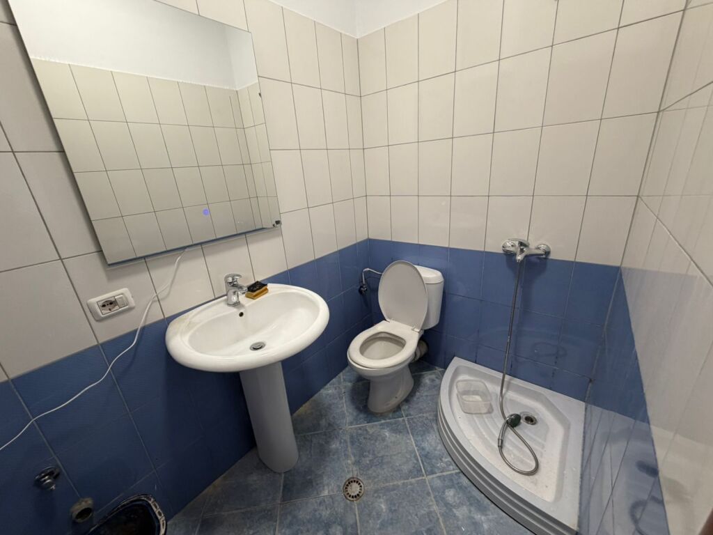 In affitto 3+1 Fresku Spar Market 450€