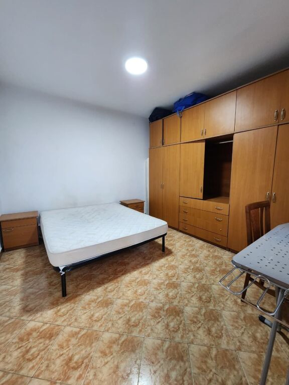 🏠 Jepet me Qera Kt.1 i një Vile : 1+1 (📍Rr.Bardhyl - Oslo )🔥Privatësi &amp; Qetësi ✨️ 40,000 Lekë / Muaj