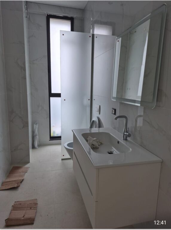 APARTAMENT 1+1 I MOBILUAR PER SHITJE TEK TULIPAN RESIDENCE