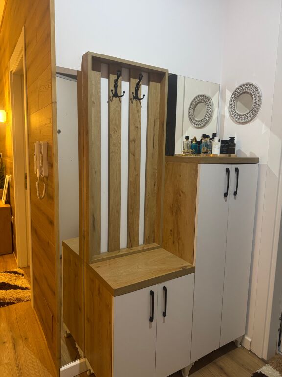 In vendita 1+1 completamente arredato complesso ASL, sopra Pediatria