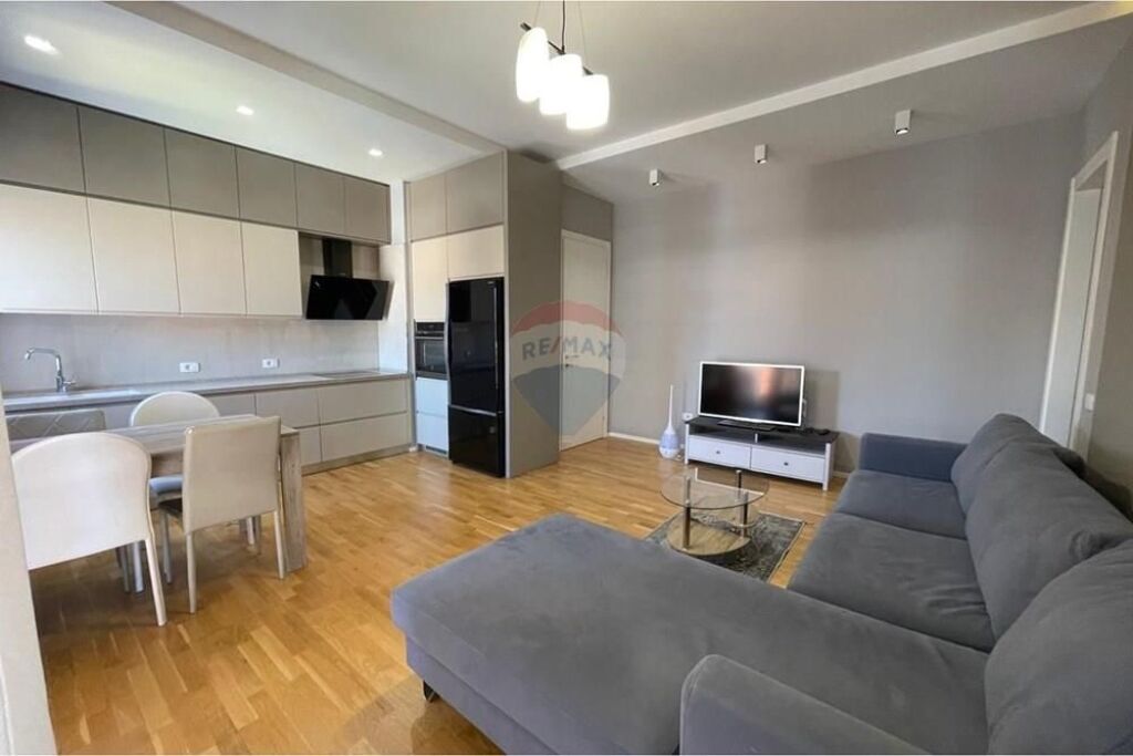 *Apartament 2+1+2 me qira te *Kompleksi Deliorgji*
