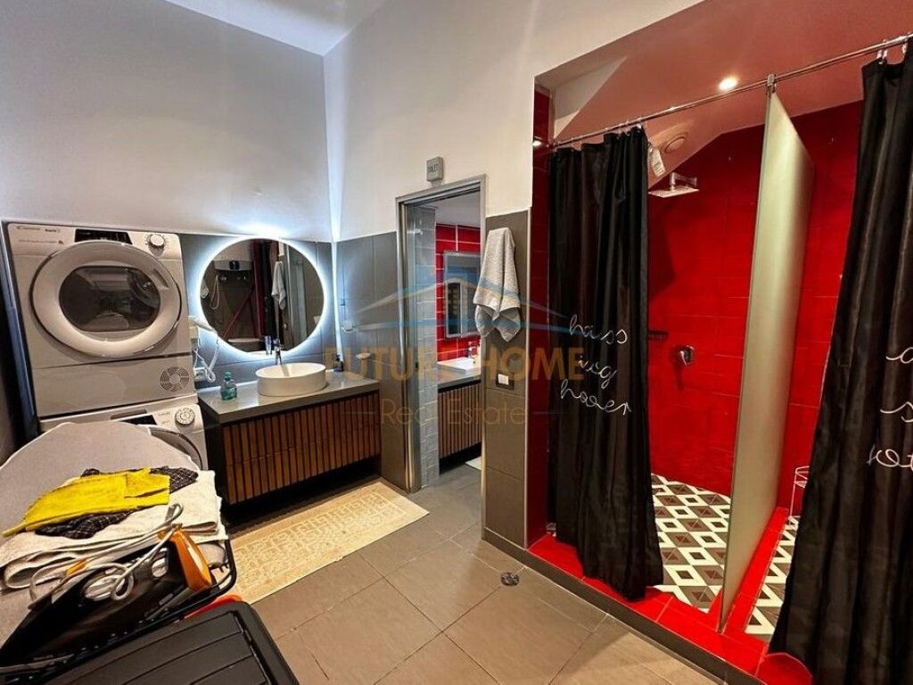 Luxury Apartment for Sale 4+1+2+Veranda+Swimming Pool+Parking Spot, Botanical Garden, Tirana