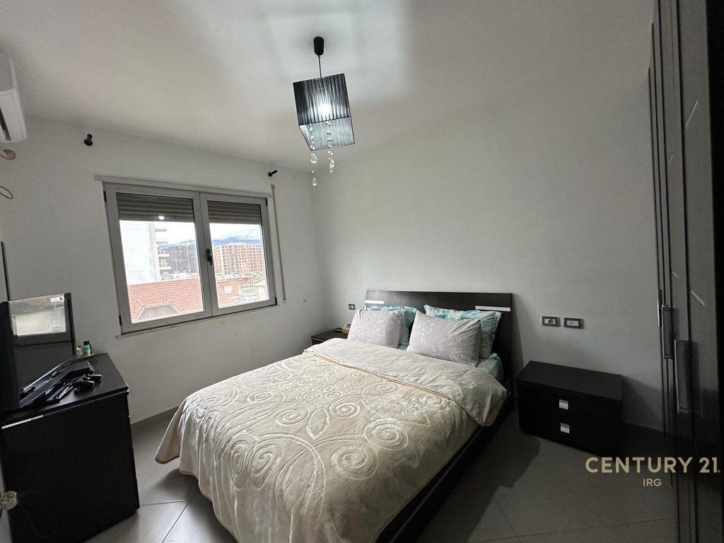 Appartamento 2+1 in affitto vicino a Marinaj Hotel, Unaza e Re!