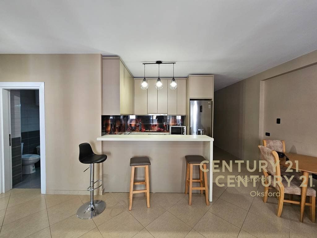 SHESIM DY APARTAMENTE 2+1+2 dhe 1+1 NE SHENGJIN 100 METRA LARG DETIT !