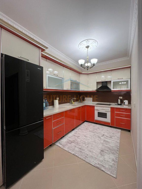 Qera, Apartament 2+1+2, Unaza e Re, Tiranë.