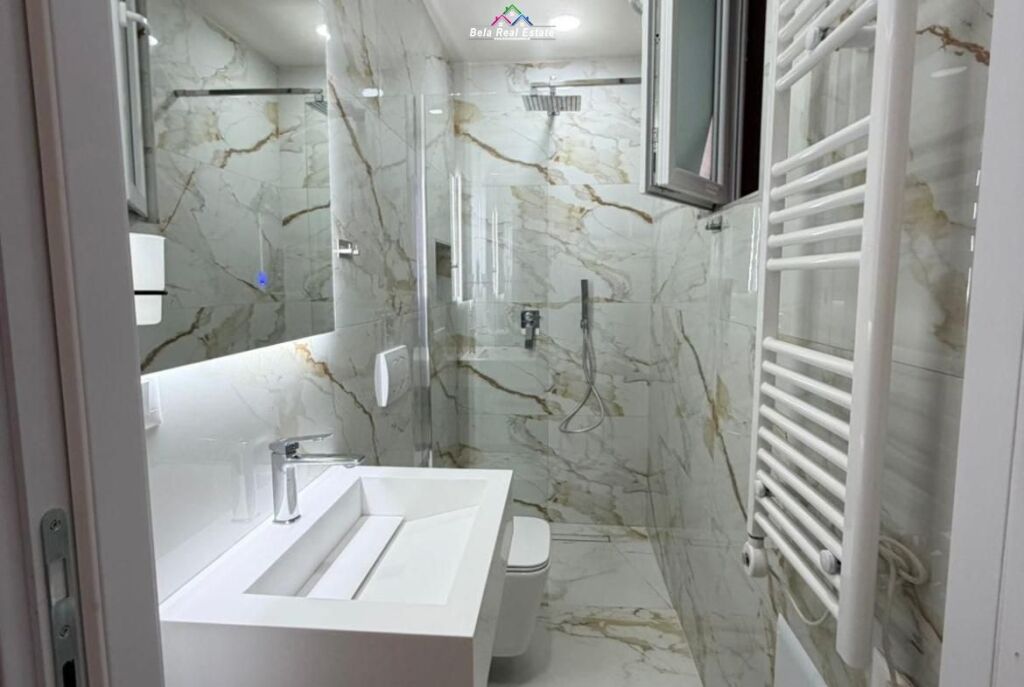 Vile Me Qera 1+1 Tek Rruga e Kavajes (ID BV22544) Tirane