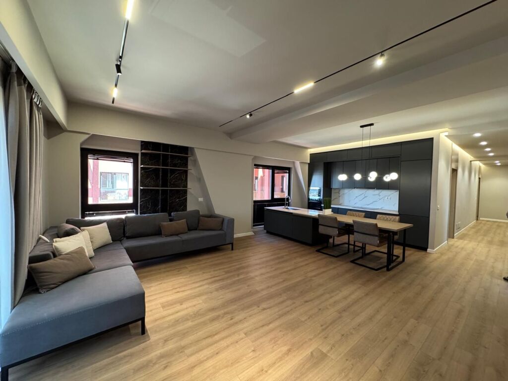 Appartamento 2+1+2 in vendita Tirana Garden Building, Rruga e Kavajes