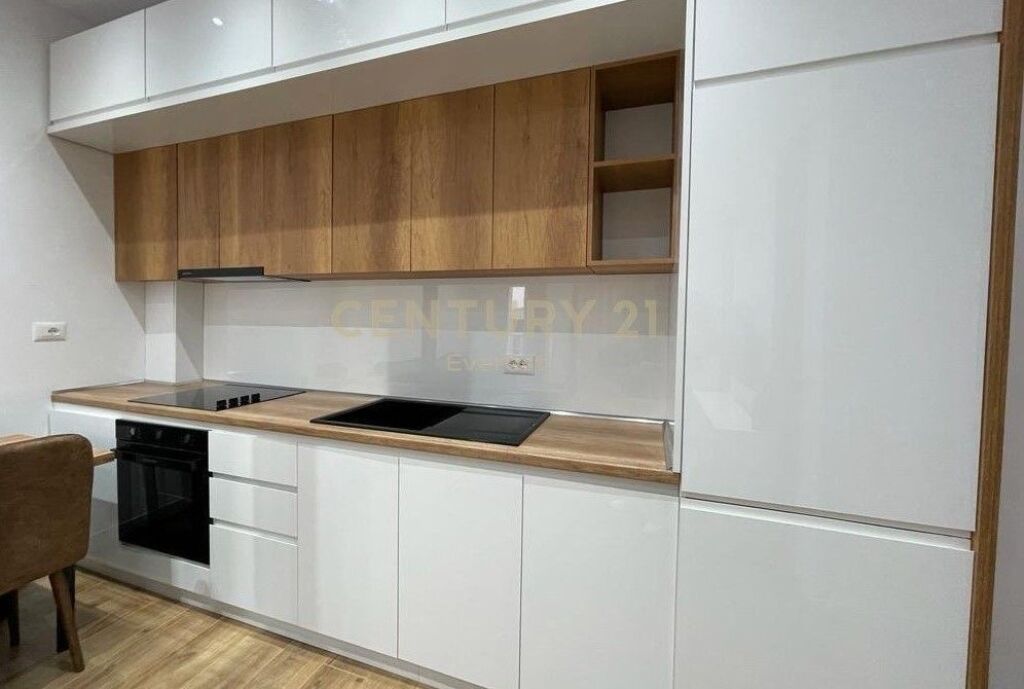 APARTAMENT 2+1 PER QIRA KOMUNA E PARISIT