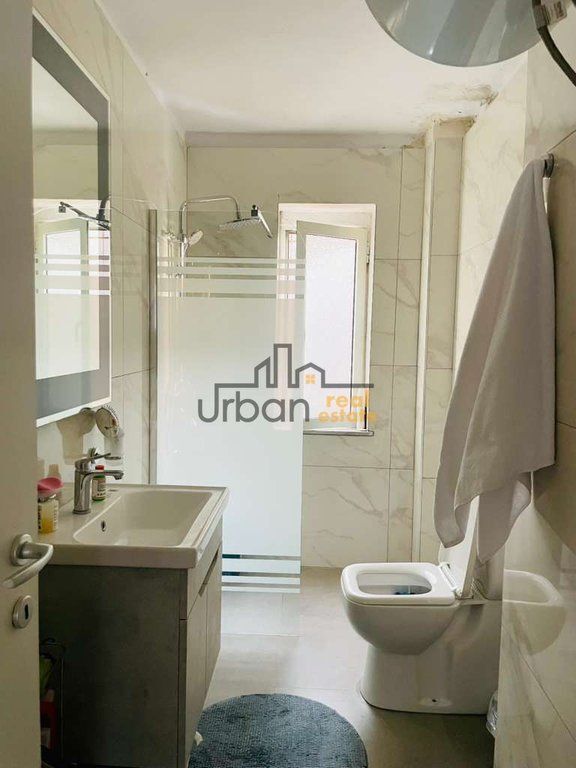 Affitto, Appartamento 2+1, Via Fortuzi, Tirana - 600€ | 90 m²