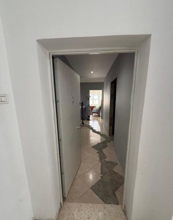 Appartamento 3+1+2 +80m Verande In vendita a Fresk, Tirana