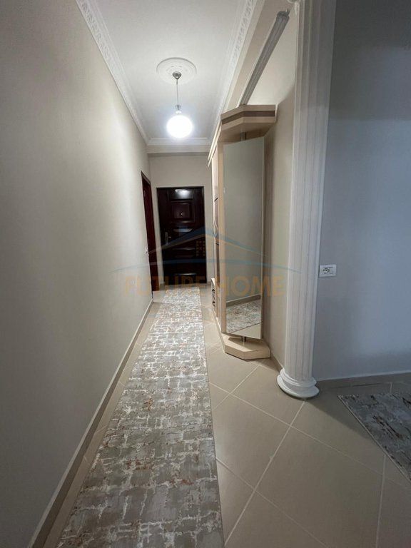 Qera, Apartament 2+1+2, Unaza e Re, Tiranë.