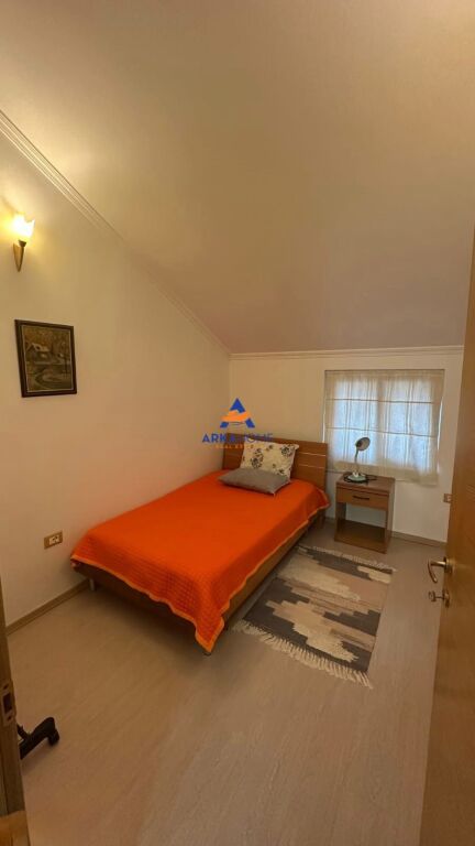 AFFITTASI APPARTAMENTO 3+1+POSTO AUTO "AL KRISTAL CENTER" 85000 LEKE