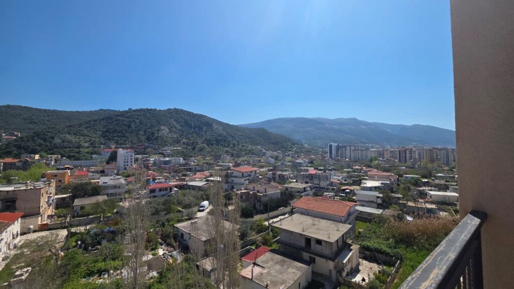 🏡 Apartament 2+1 në Shitje – Lagjja Pelivan Leskaj, Vlorë