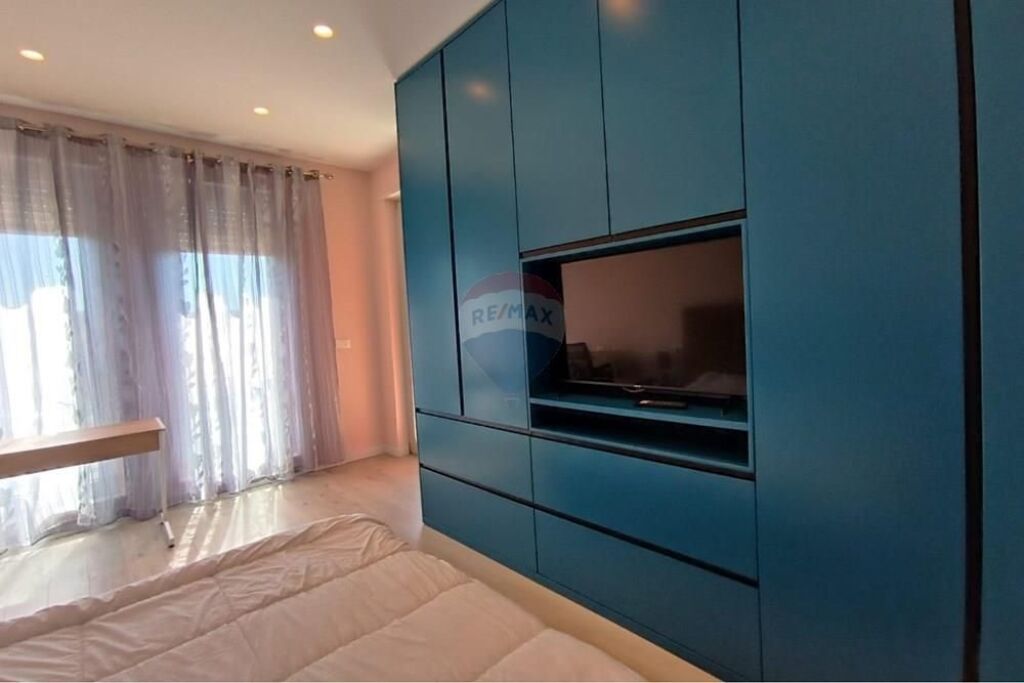 Apartament - Për Qira 1+1+PARKIM - Zogu I Zi, TE FOLEJA