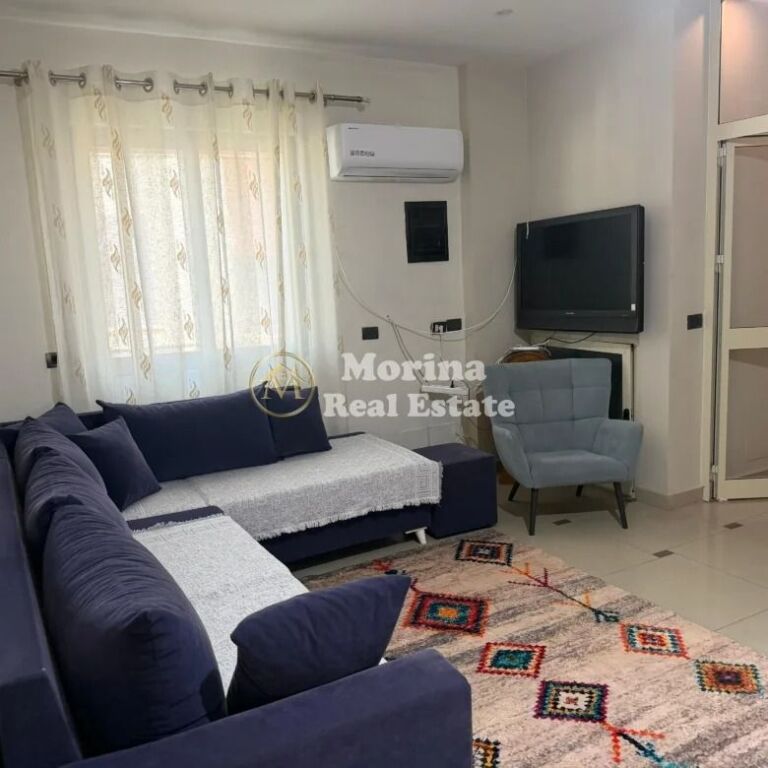 Qera | Shtëpi private 2 + 1 | Sauk | 450 €/muaj