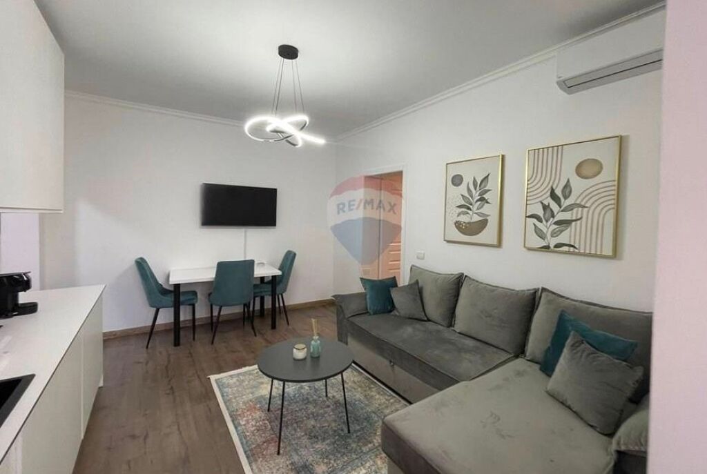 Appartamento 1+1+Balcone In Affitto a 21 Dhjetori ID: 530551001-341