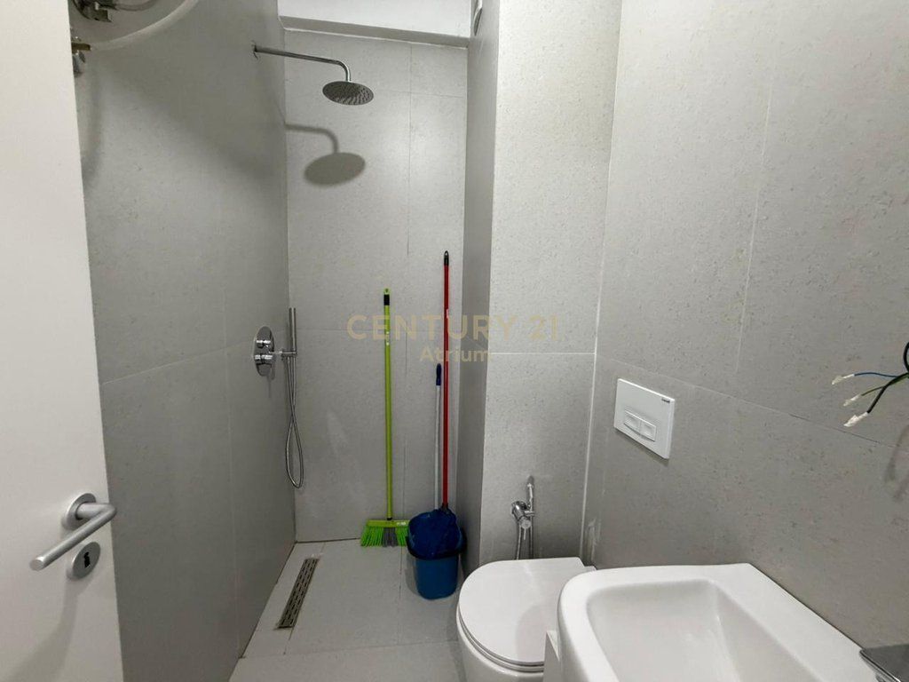 JEPET ME QIRA APARTAMENT 1+1 TE KOMPLEKSI KADIU!!!