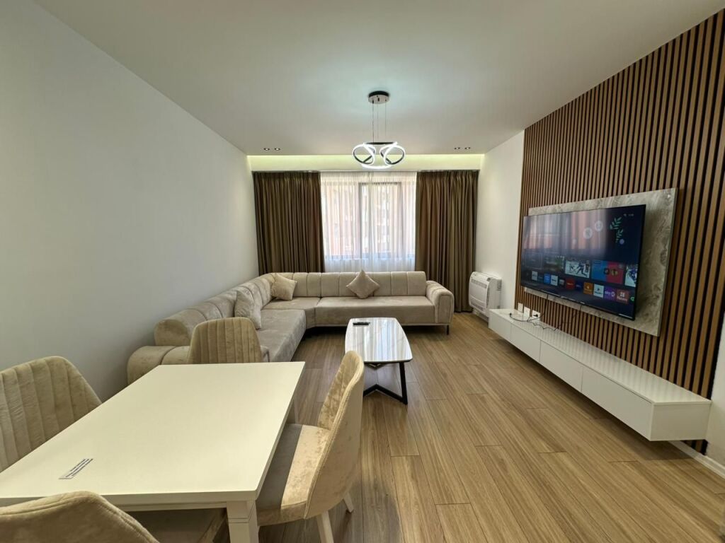Apartment 1+1+Parking for rent at Urban Gate in Astir.
