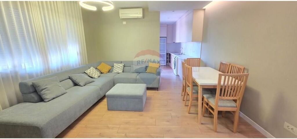 Jepet me qira apartament 2+1 – Stacioni i Trenit
