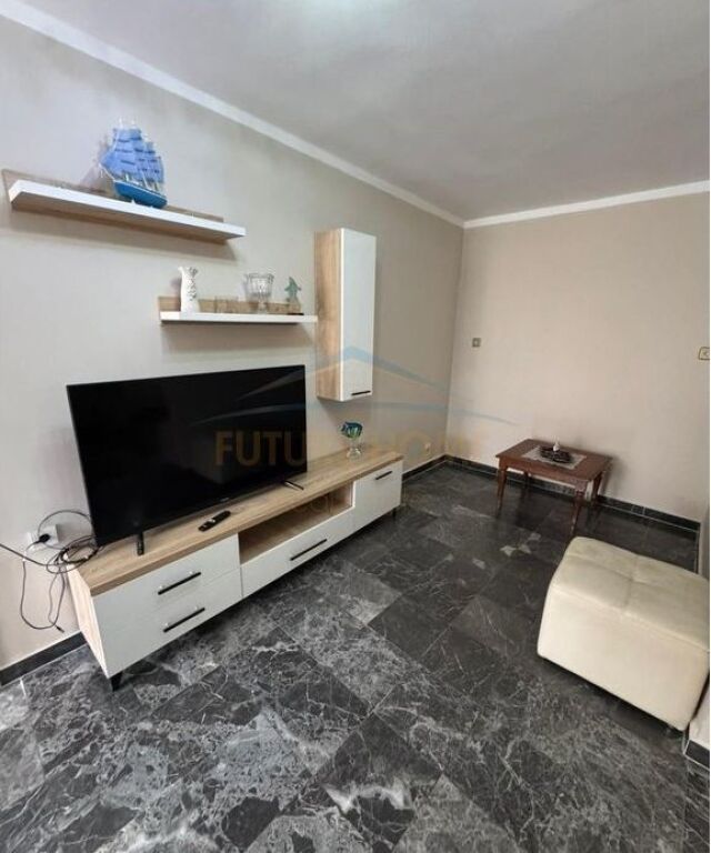 Affitto, Appartamento 2+1+2, Via Fortuzi, Tirana