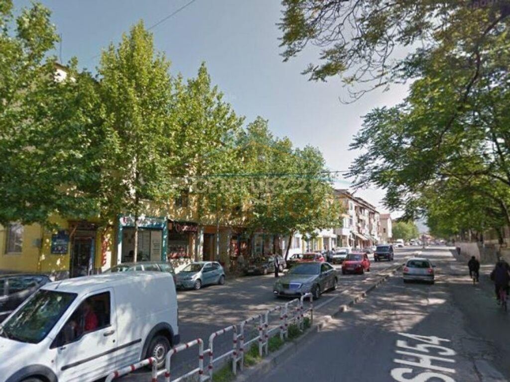 For sale - 1+1 Apartment near the United School