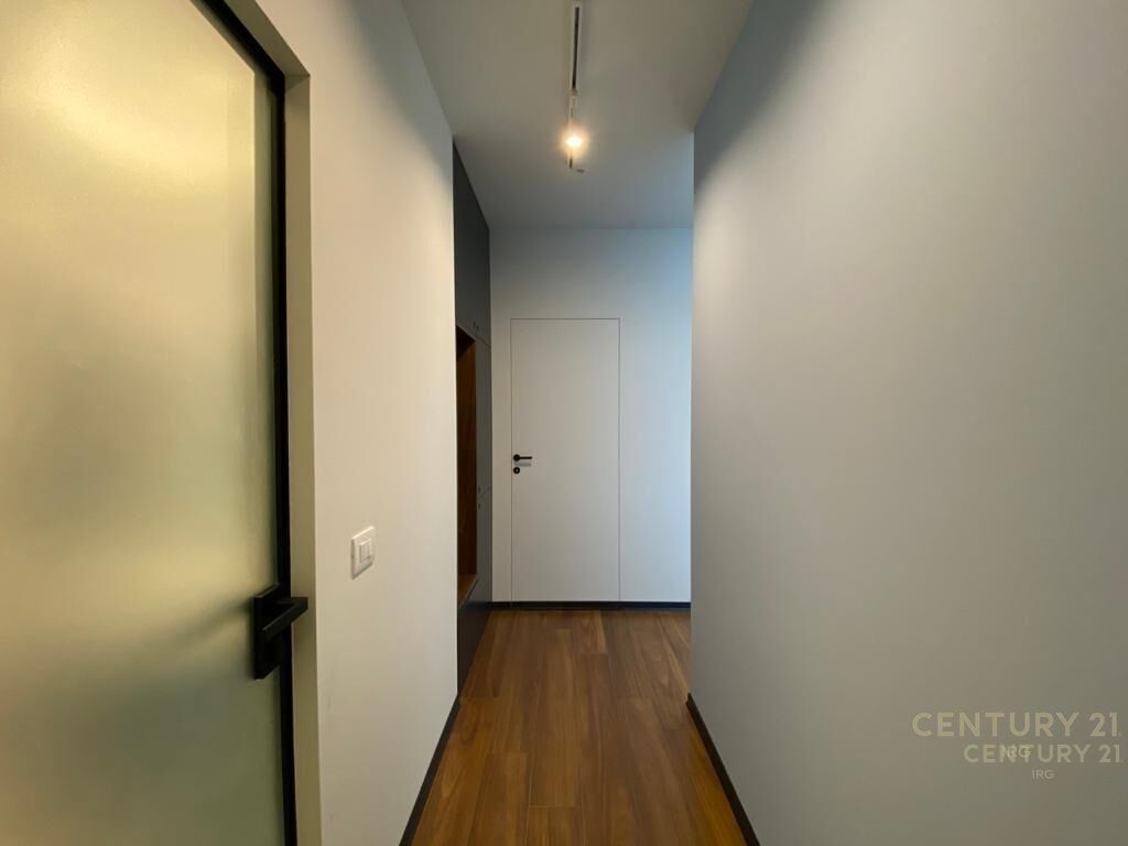 Apartment 1+1 me post parkimi te "Foleja e Gjelber"