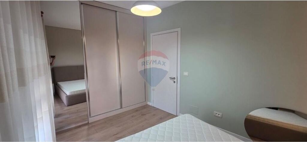 Jepet me qira apartament 2+1 – Stacioni i Trenit