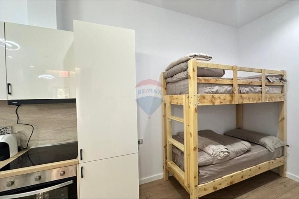 Shitet partament 1+1 i investuar , Ali Demi