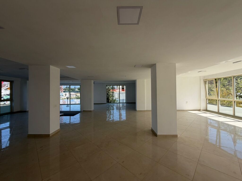 Ambjent për Qira – Open Space Duplex