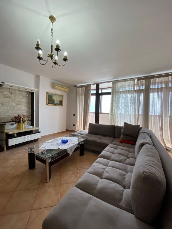 🏠AFFITTASI | Appartamento 2+1 – Via Kavaja (Vicino a Delijorgji)